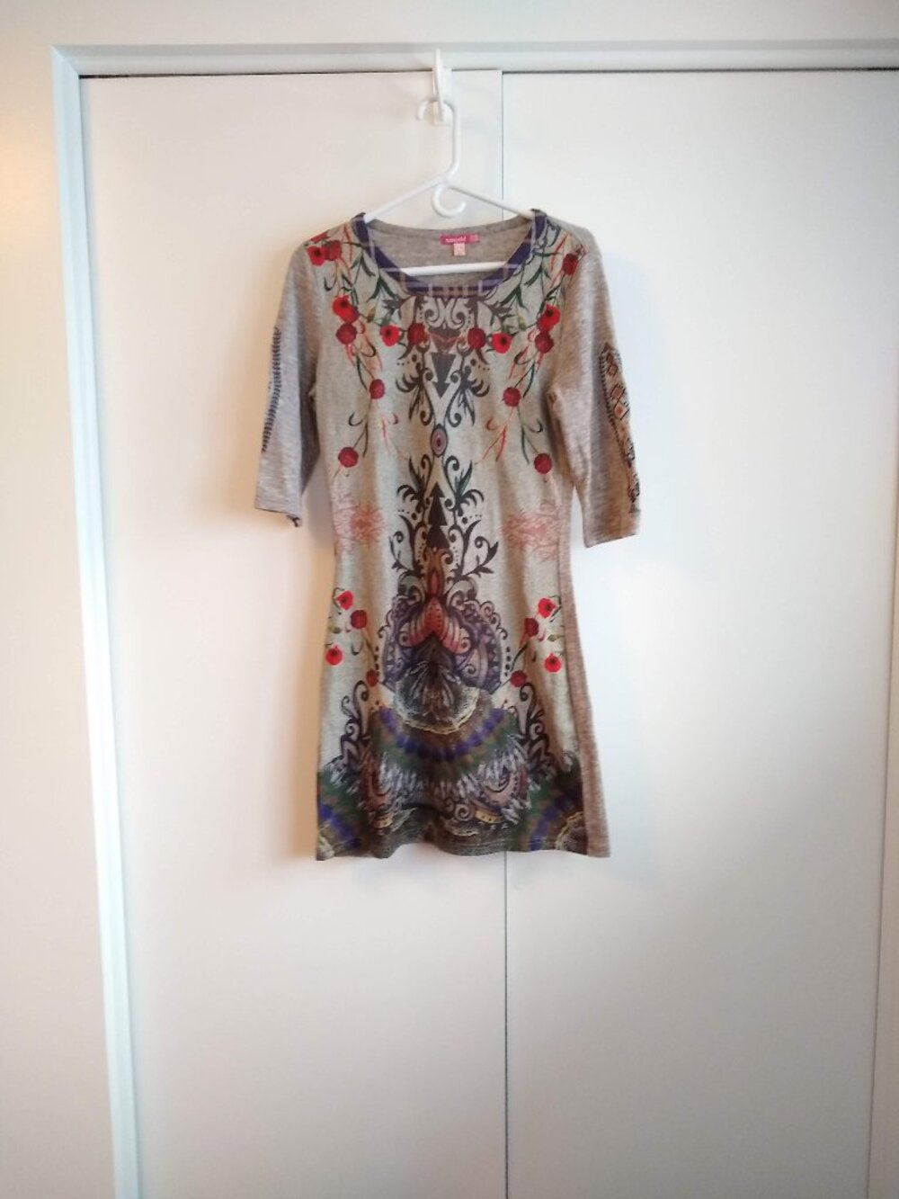 funky Graphic 3/4 Sleeves knit tunic minidress by Spanish brand Smash